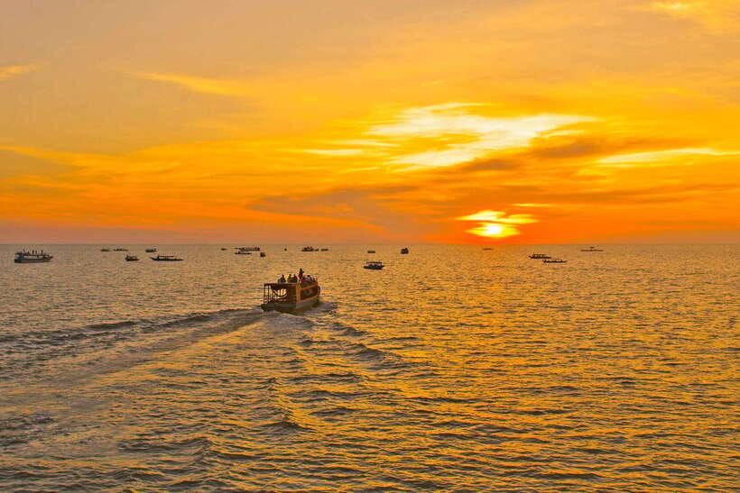 Siem Reap: Floating Village and Sunset Private Boat Tour - What the $65 price includes
