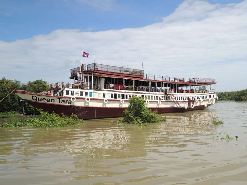 Siem Reap: Floating Village Half-Day Tour - Why Tonle Sap makes this half-day trip different