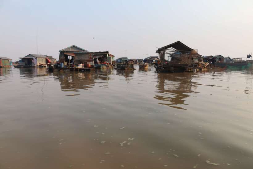 Siem Reap: Floating Village Tour - The lotus farm stop