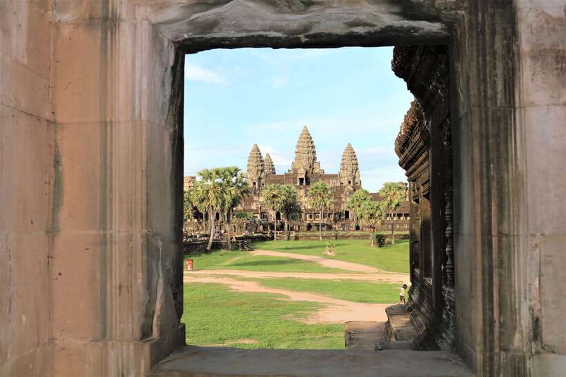 Siem Reap: Full-Day Temples w/ Private Transport - Angkor Wat, the essential first stop
