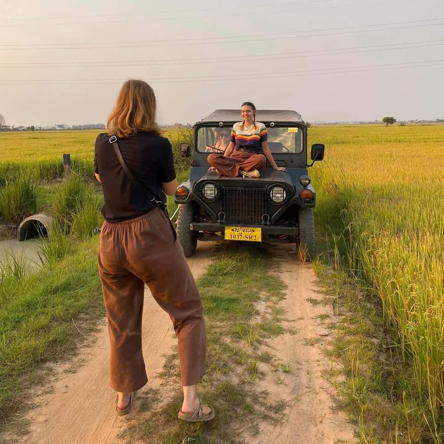 Siem Reap: Guided Countryside Sunset Tour by Jeep - Eighty minutes through villages, farms, and lotus ponds