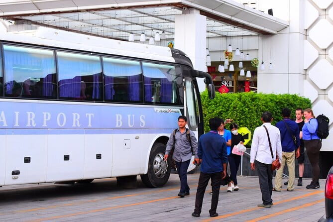 Siem Reap International Airport Shared Shuttle Bus Transfer - The roughly one-hour ride into town