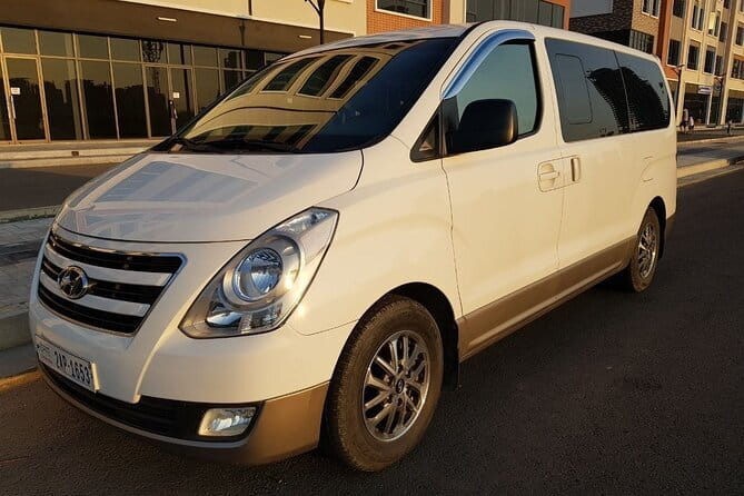 Siem Reap International Airport Transfers - A calm first ride from SAI to Siem Reap City