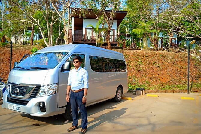 Siem Reap International Airport Transfers - Finding your driver after landing