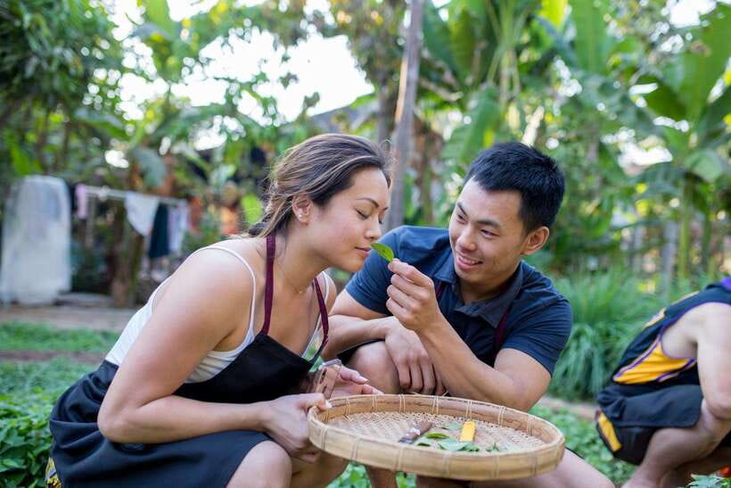 Siem Reap: Khmer Cooking Class at a Local's Home - The tuk-tuk pickup sets the tone