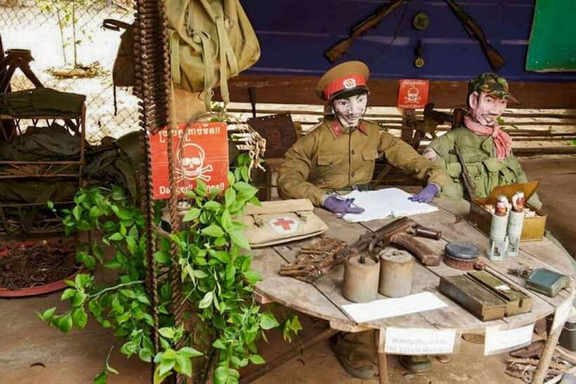 Siem Reap: Khmer Rogue, War museum &landmine museum Day Tour - Wat Thmei and the weight of the Killing Fields