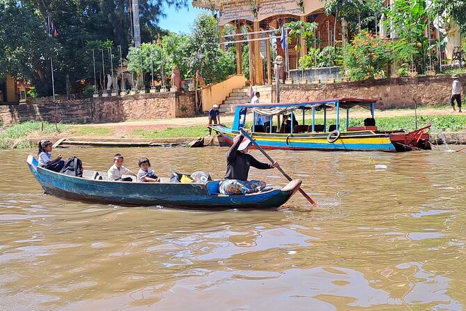 Siem Reap: Kompong Pluk Tonle Sap , Floating Village Tour Cruise - Roka Pagoda and the village connection
