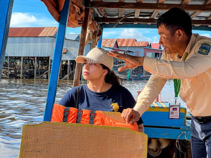 Siem Reap: Kulen Mountain, Beng Mealea and Tonle Sap Tour - A picnic beside Kulen Waterfall
