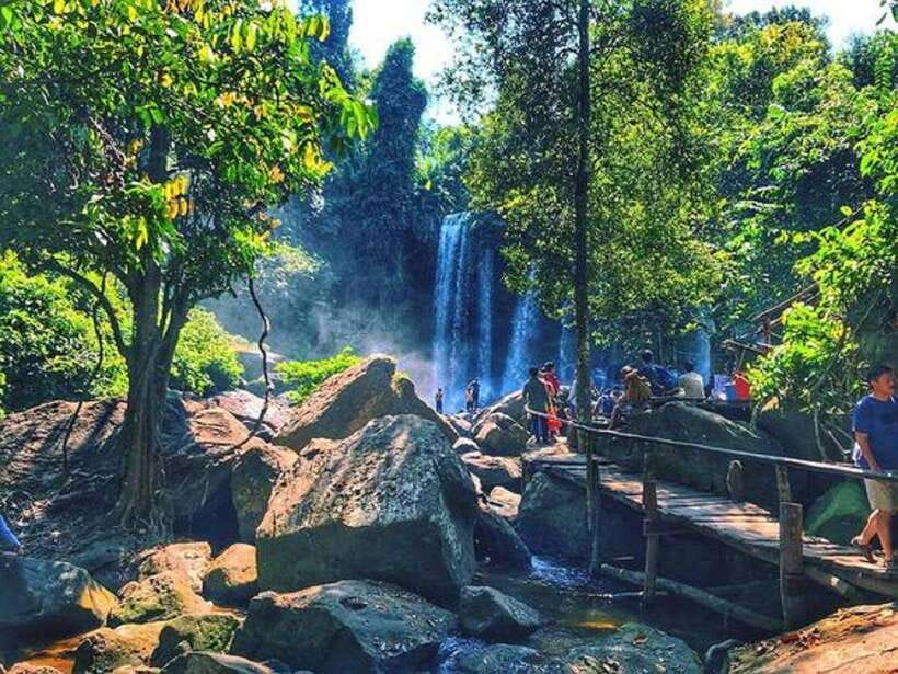 Siem Reap: Kulen Waterfall by Private Tour - The stone quarry and the work behind the temples