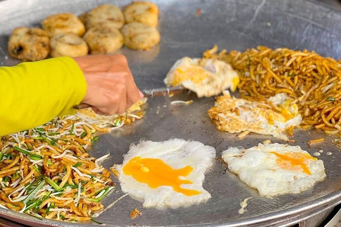 Siem Reap: Local Street Food Experience by Tuk-Tuk - Who will enjoy this evening most?