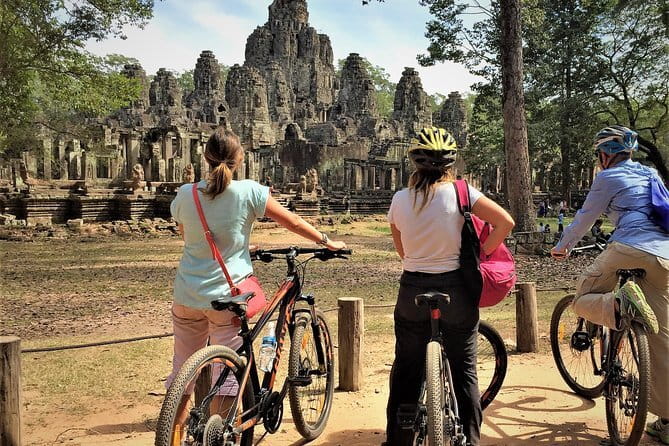 Siem Reap: Morning Bike Tours with Local Market & Lunch - What $19.50 really gets you