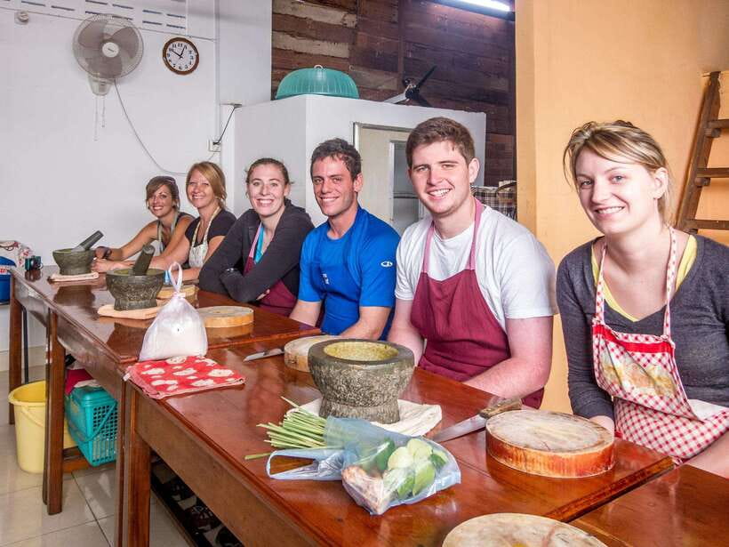 Siem Reap: Morning Cooking Class & Market Tour - Choosing two main dishes and a dessert