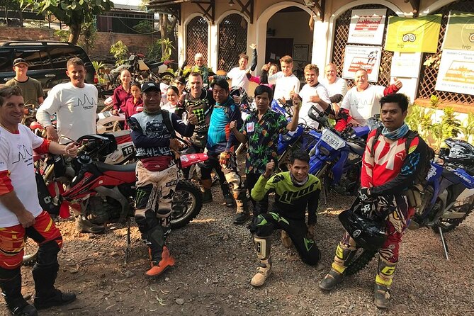Siem Reap One Day Dirt Bike MotorbikeTour - Leaving Siem Reap behind the tour buses