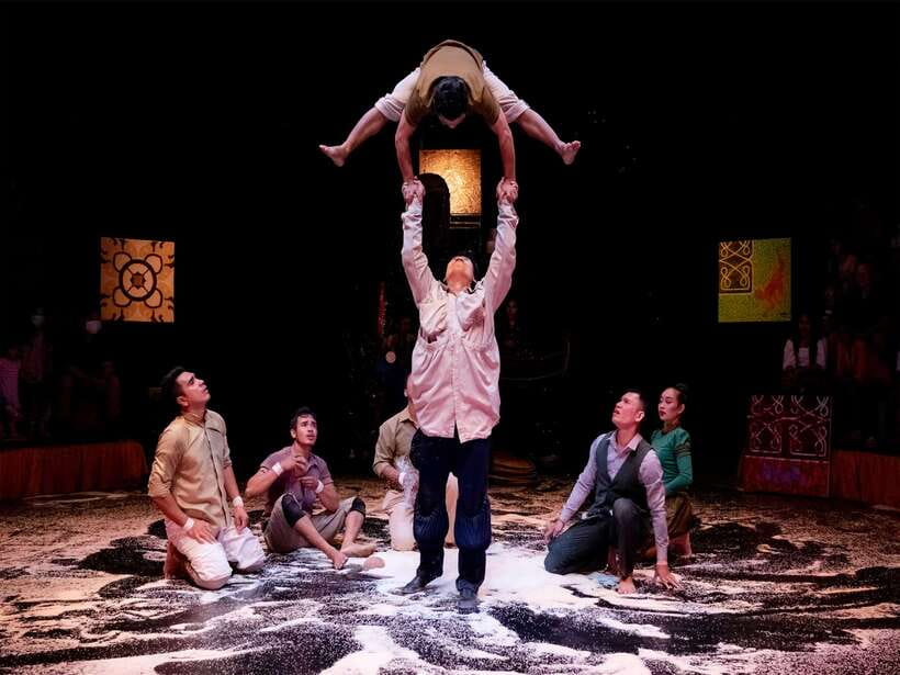 Siem Reap: Phare, Cambodian Circus with Tuk-Tuk Transfers - Seats, ticket handling, and what to check