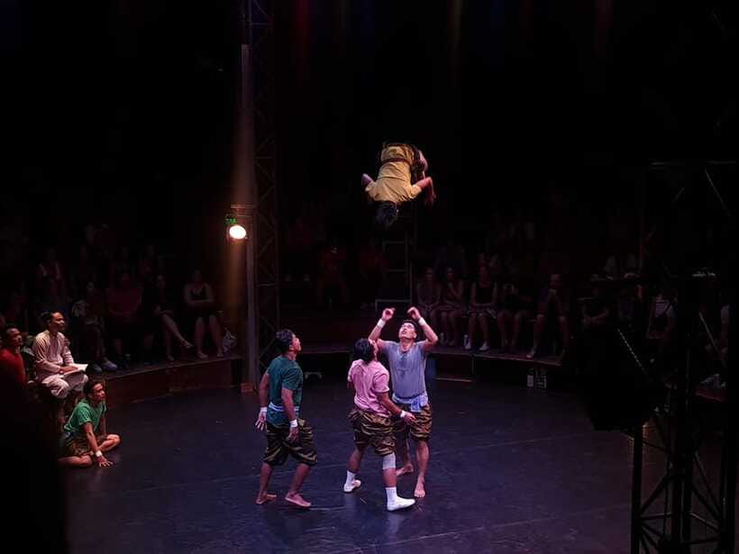 Siem Reap: Phare Circus Ticket with Tuk Tuk Transfer - Who will enjoy this evening most?