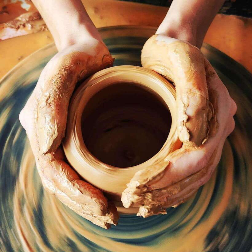 Siem Reap : Pottery Classes with Transfer round trip - Making a bowl with Khmer details