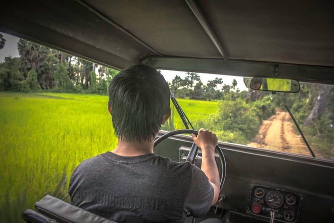 Siem Reap: Silk Farm & Countryside Offbeat Jeep Tour - War Museum and the wider story of Cambodia