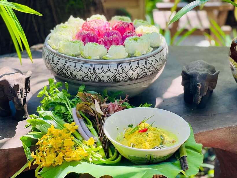 Siem Reap: Street Food Experience by Tuk-Tuk - Who should book this evening?