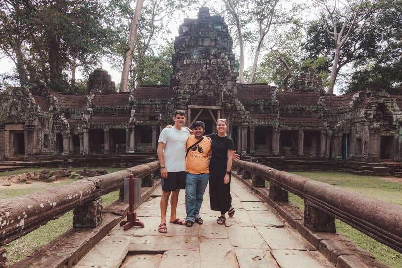 Siem Reap Sunrise Angkor Wat Temple Tour - Bayon Temple and its famous stone faces