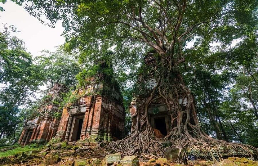 Siem Reap Temple Tour 2-Day with Sunrise/Sunset - The Roluos Group closes the temple circuit