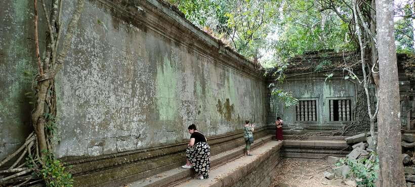 Siem Reap Tour Guide: Angkor Wat Sunrise Tour & Beng Mealea - Beng Mealea and the rougher edge of Angkor