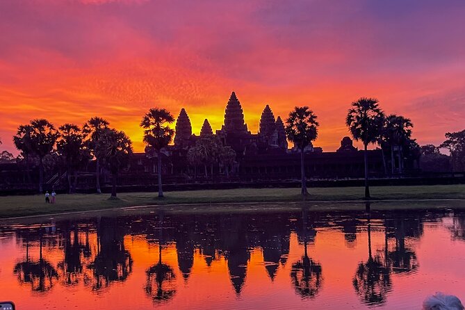 Siem Reap Tourist Attractions 2 Day Angkor Wat Shared Tour - Ta Prohm and the jungle atmosphere