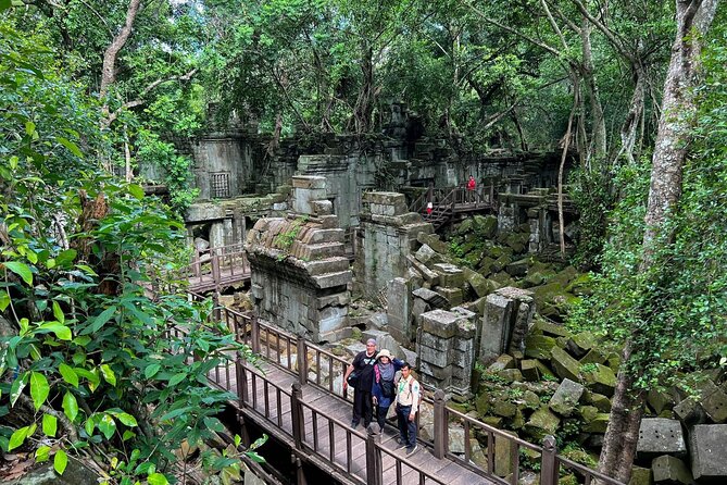 Siem Reap Tourist Attractions 2 Day Angkor Wat Shared Tour - Bayon and the monuments of Angkor Thom