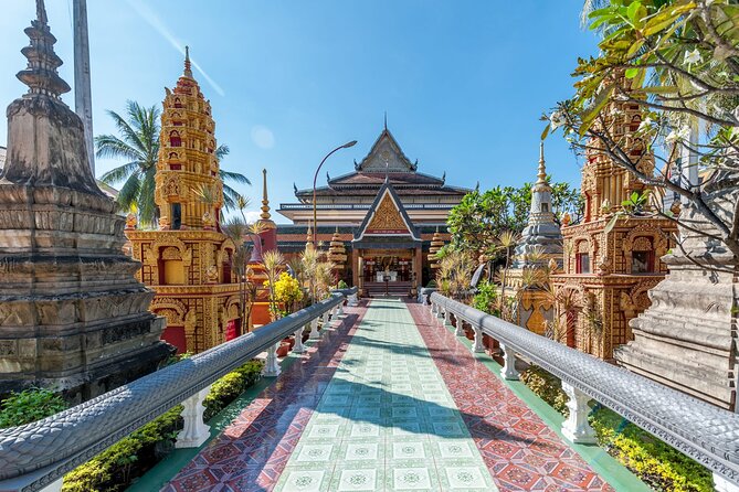 Siem Reap Walking Tour: Landmarks & Hidden Gems - A useful introduction to Siem Reap beyond Angkor