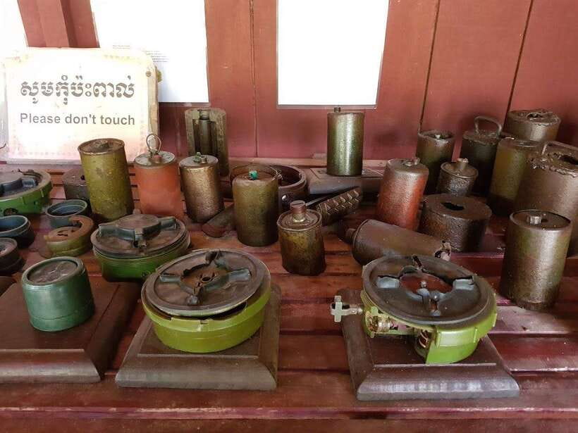 Siem Reap: War Museum included Ticket and Pickup Drop Off - Meeting Sinarth and hearing a personal account
