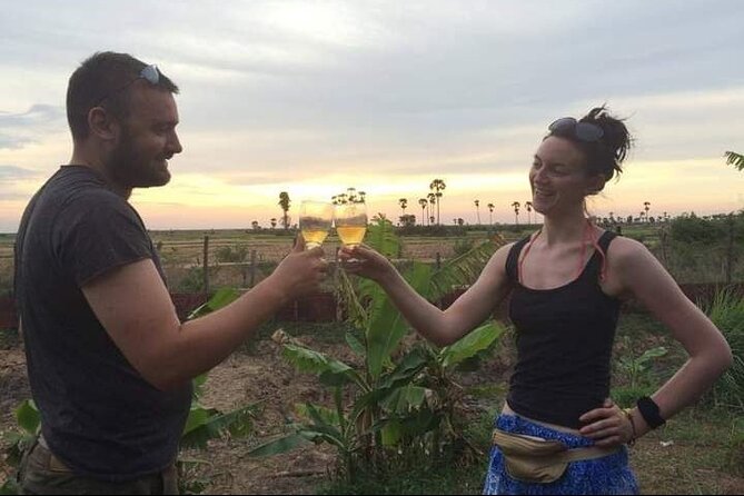 Small Group Countryside Bike Tours, Sunset & Picnic - Leaving Siem Reap by tuk-tuk
