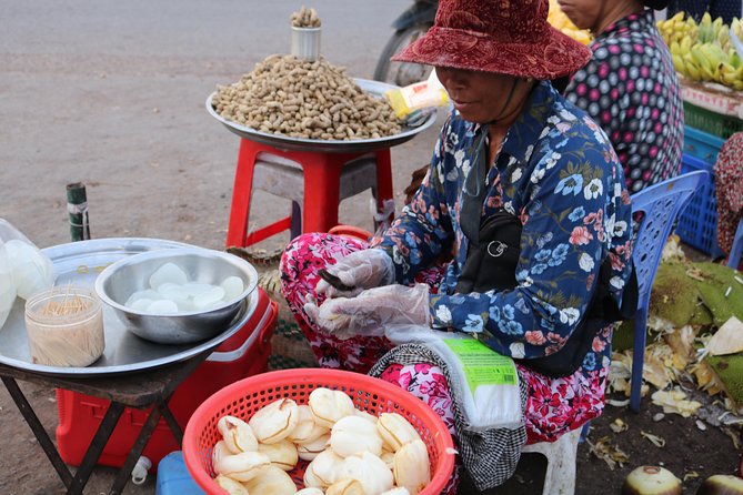 Street Food Tasting Tour including Dinner - What dinner really means here