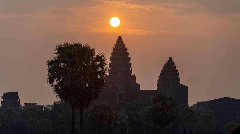 Sunrise at Angkor Wat Temple: 3-Hour Private Tour - The 4:40 AM pickup from Siem Reap