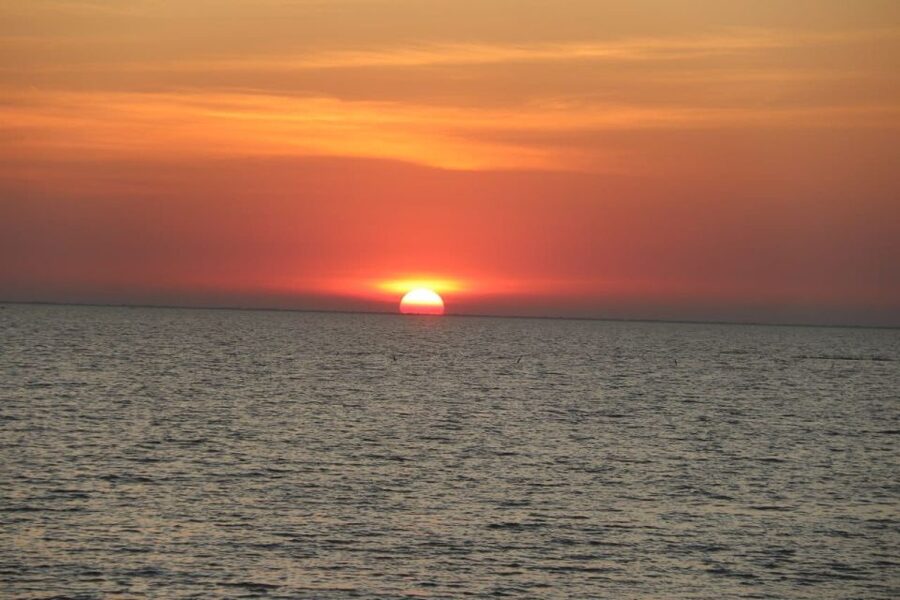 Sunset Dinner Tour: Tonle Sap Lake Floating Village - Floating village life at water level