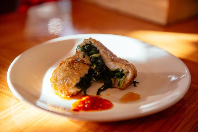 The 10 Tastings of Siem Reap With Locals: Private Street Food Tour - What makes this food tour worth considering