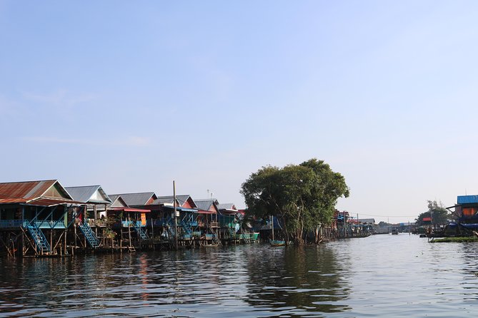 Tonle Sap Lake - Fishing Village & Flooded Forest - The Flooded Forest and the Extra Row Boat