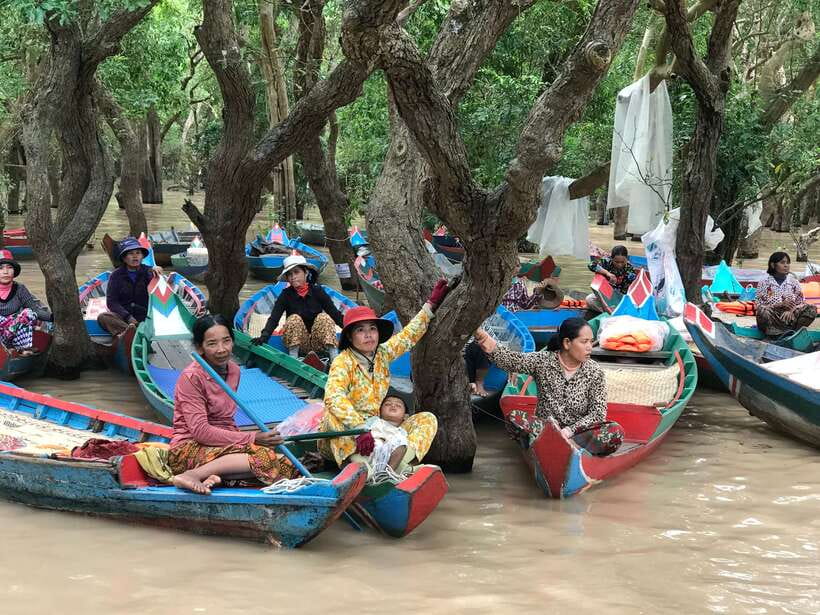 Tonle Sap Tour of Kompong Phluk Village & Evening Food tour - Should you book the Kompong Phluk and food tour?
