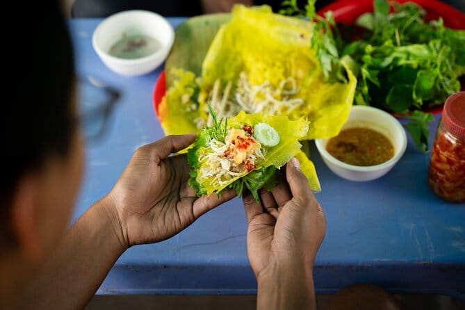Ultimate Siem Reap Food Tour by Tuk Tuk - 20 Tastings, 8 Stops - Tuk tuk travel makes the evening easier