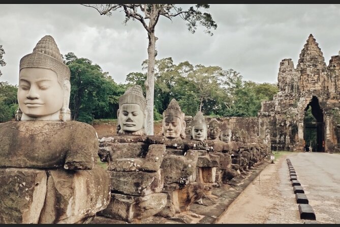 Unveil The Magic Of Angkor Wat Sunset In A Day Personalized Tours - Angkor Wat: give the three-hour visit its full attention