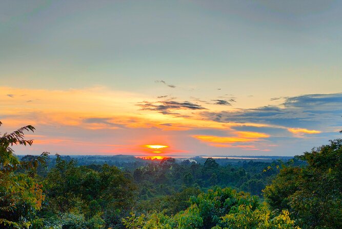 Unveiling 2 Days Private Angkor Wat/Beyond In Sunrise/Sunset Tour - Ta Prohm and Angkor Thom, two very different moods