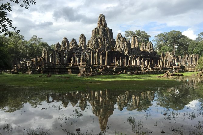 Unveiling 2 Days Private Angkor Wat/Beyond In Sunrise/Sunset Tour - Sunrise at Angkor Wat, the essential first morning