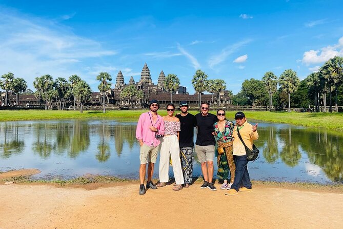 Wildlife Expedition: Elephant Sanctuary, Kbal Spean Banteay Srei - Ta Prohm brings the movie connection