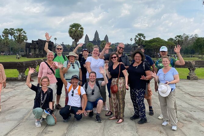 Wildlife Expedition: Elephant Sanctuary, Kbal Spean Banteay Srei - Bayon turns temple walls into faces